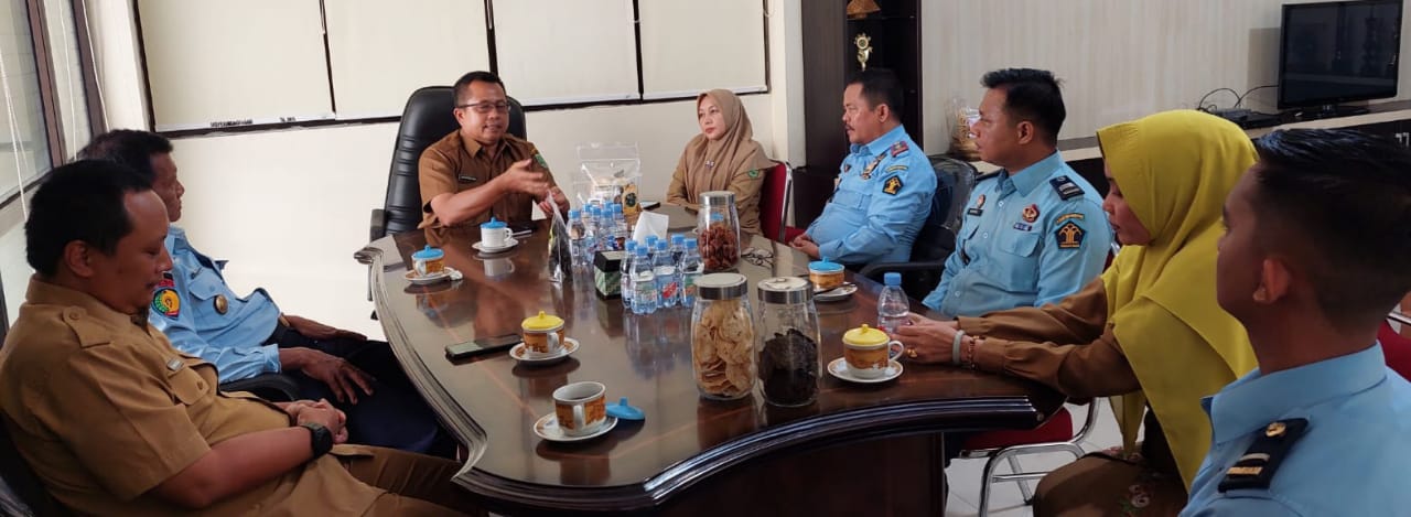 Tingkatkan SDM Pembinaan WBP, Rutan Kelas IIB Rengat Sinergitas Dengan Disperindag Inhu 
