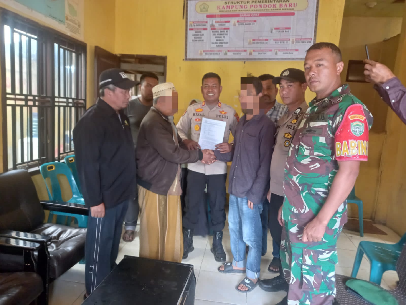 Pakat Wani Kampung Kapolsek Bandar Fasilitasi Mediasi Perdamaian