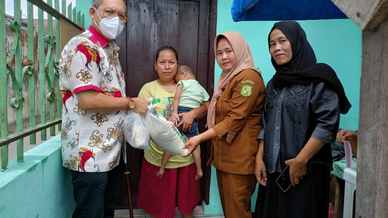 Wong Chun Sen Kunjungi 4 Balita Penderita Stanting di Kecamatan Medan Perjuangan dan Kecamatan Medan Tembung