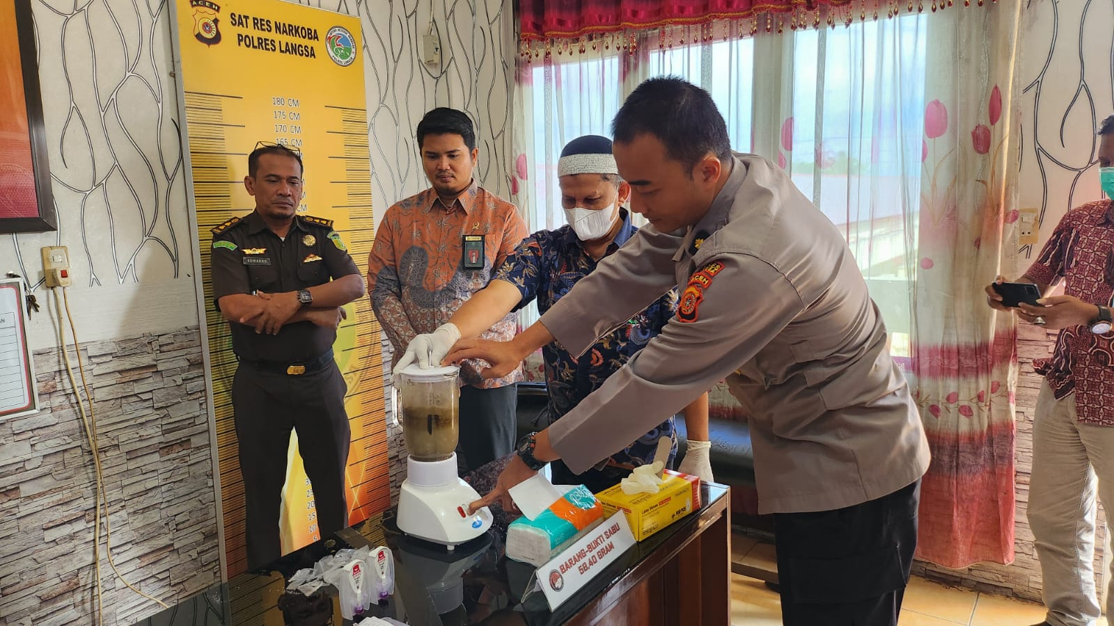 Satresnarkoba Polres Langsa Musnahkan BB Narkotika Jenis Sabu