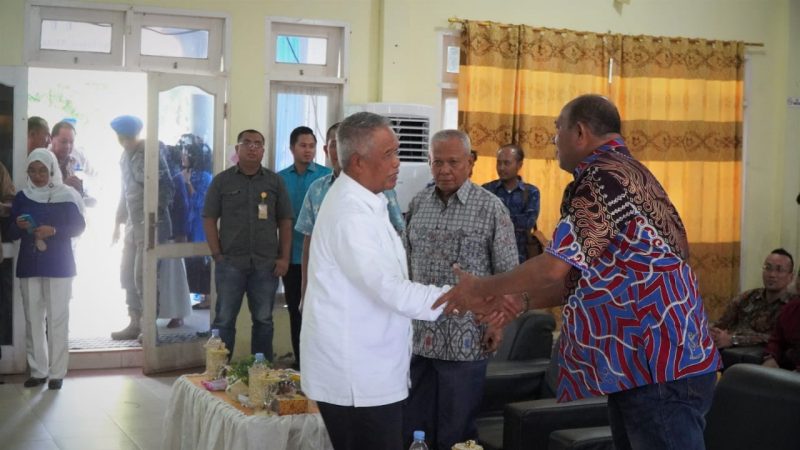 Syah Afandin Hadiri Capping Day Kebidanan Langkat