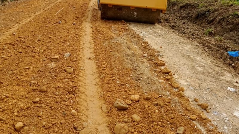 MEDCO E&P – BPMA Bantu Perbaiki Jalan Sepanjang 13 Kilometer di Indra  Makmur