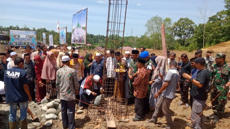 Tasyakuran, Dandim 0105/Abar Letkol Inf Muhammad Syafii Nasution Hadiri Peletakan Batu Pertama Pembamgunan Masjid Di Sungai Mas