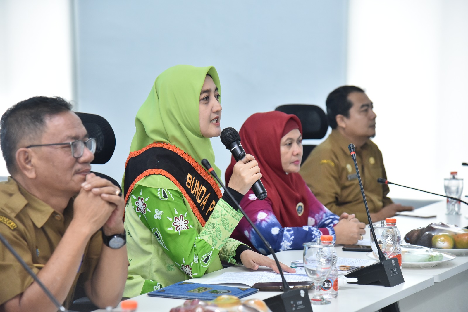 Bunda PAUD BATU BARA Ny.Maya Indriasari Zahir Buka Bimtek Penyelenggaraan TK PKK Desa se – Kabupaten Batu Bara