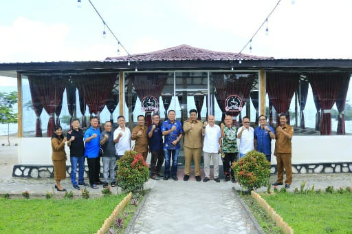 Bupati Samosir, Terima Audiensi Medan Hash House Harriers
