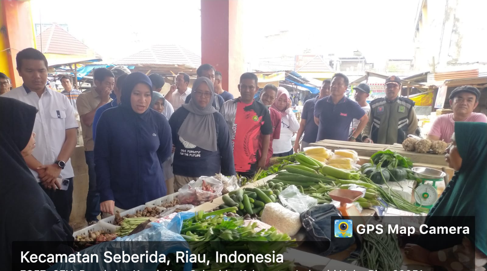 Pastikan Ketersediaan dan Harga, Bupati Inhu Sidak ke Pasar Soegih dan Tinjau SPPBE