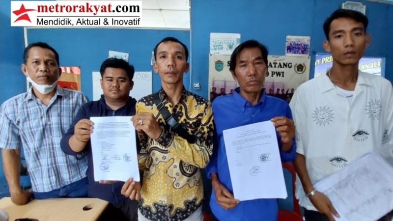 Kades Ketiau Bantah di Tuduh Merusak Aset Desa, Klarifikasi Pemberitaan di Kantor PWI Ogan Ilir