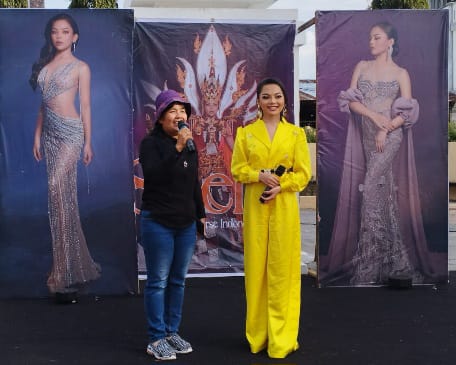 Bupati Samosir, Bersyukur Sheiralizasuci Hutabalian Ukir Prestasi pada Fashion Show Internasional