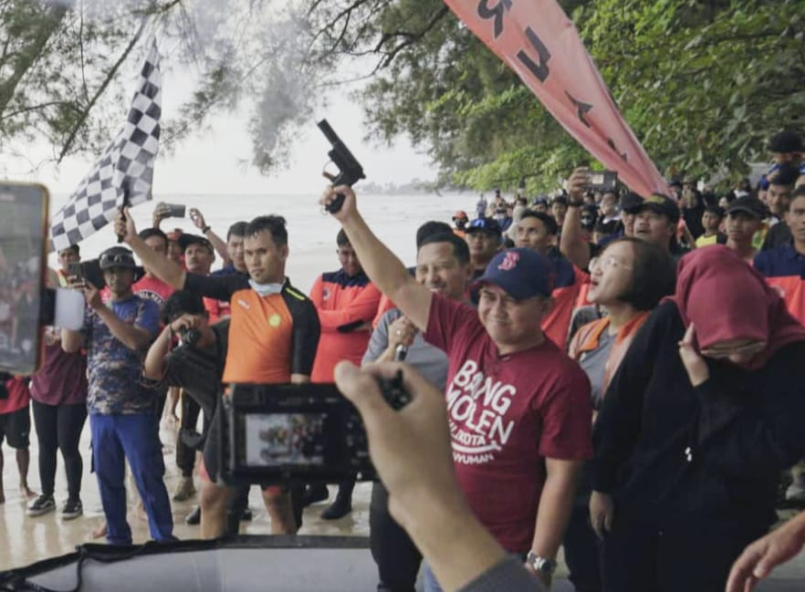 Pemkot Pangkalpinang Bersama BASARNAS Gelar Jalan Sehat dan Lomba Dayung