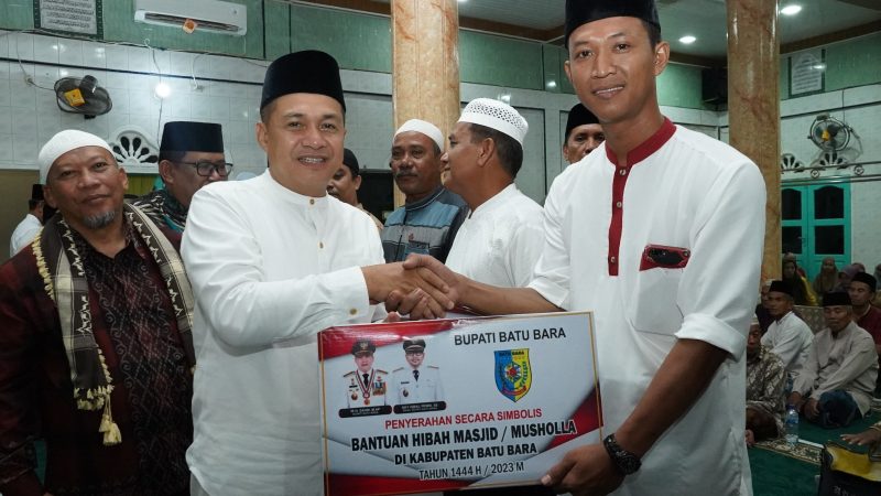 Zahir Lakukan Safari Ramadhan Perdana di Kecamatan Medang Deras