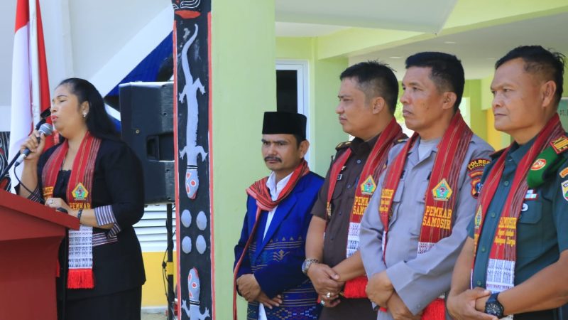 Ketua DPRD Samosir Hadiri Peresmian GOR Kabupaten Samosir