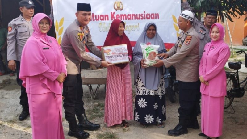 Polsek Langsa Timur Serahkan Bantuan Sosial menjelang Idul Fitri 1444 H