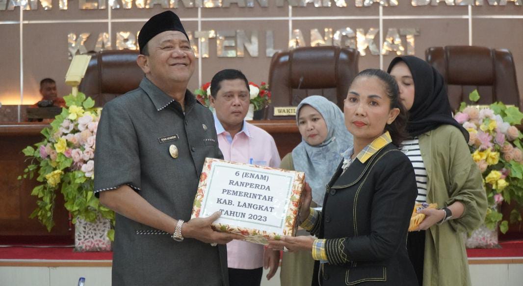 Paripurna DPRD Kab. Langkat,Bahas Ranperda Pemkab Langkat & Ranperda Inisiatif