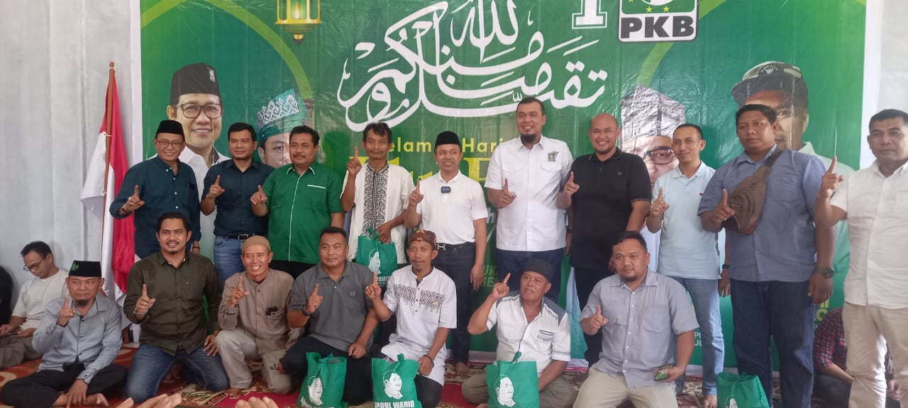Momentum Ramadhan Bagikan Ribuan Paket Lebaran,Abdul Wahid Silaturahmi Bersama Pengurus DPC PKB Inhu 