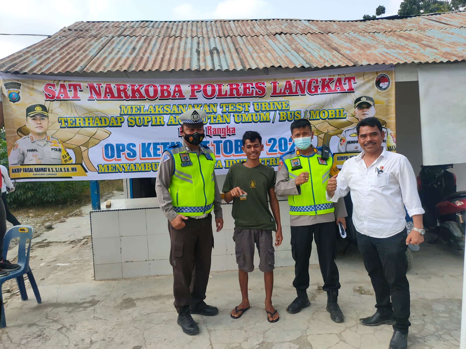 Polres Langkat Polda Sumut Tes Urine Sejumlah Sopir Angkutan Umum