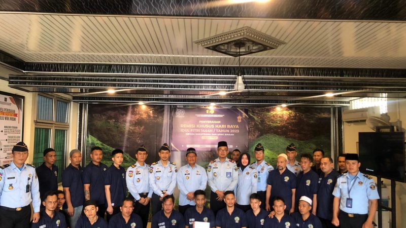 614 WBP Lapas Narkotika Kelas IIA Pangkalpinang Menerima Remisi Khusus