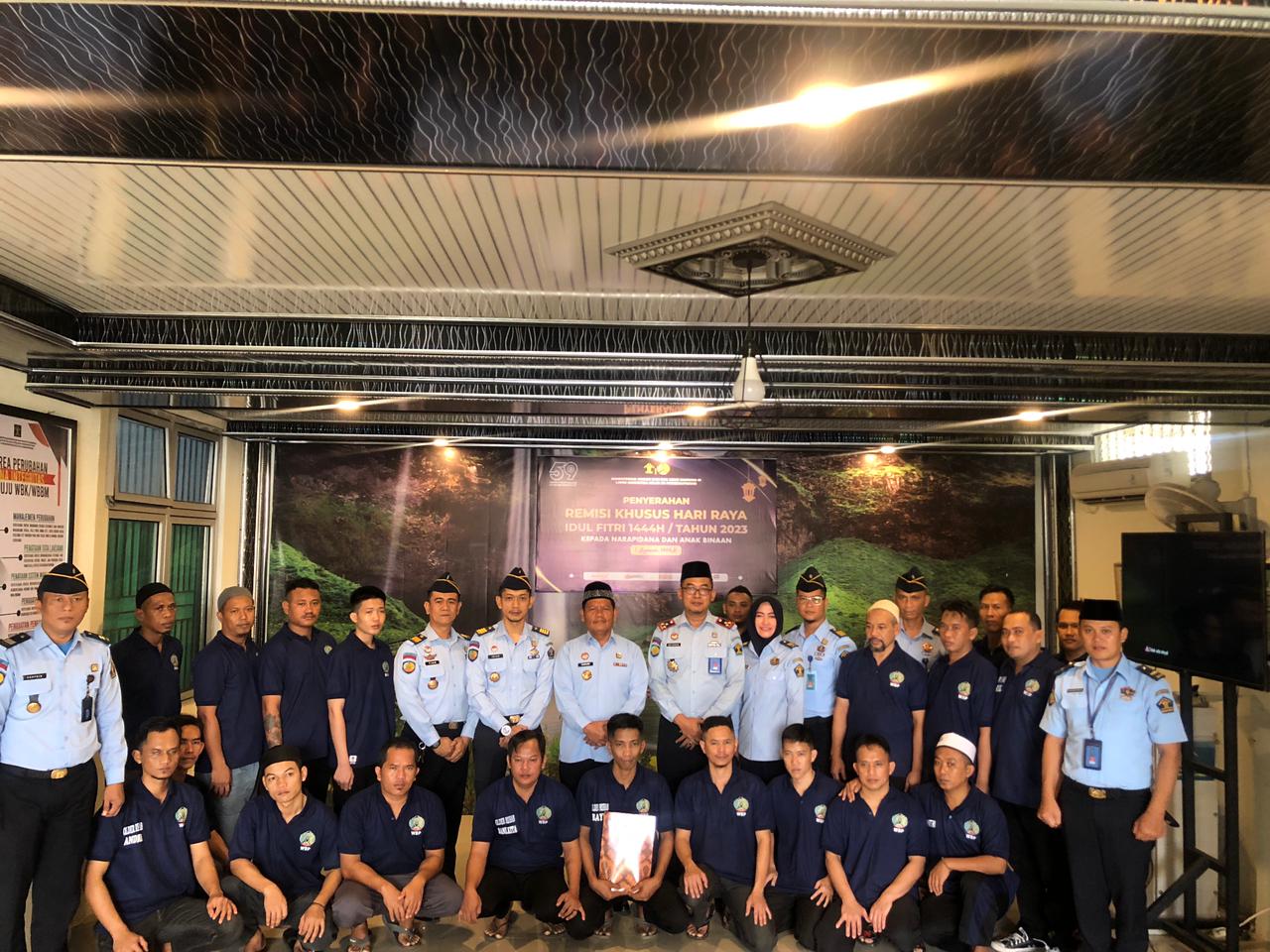 614 WBP Lapas Narkotika Kelas IIA Pangkalpinang Menerima Remisi Khusus