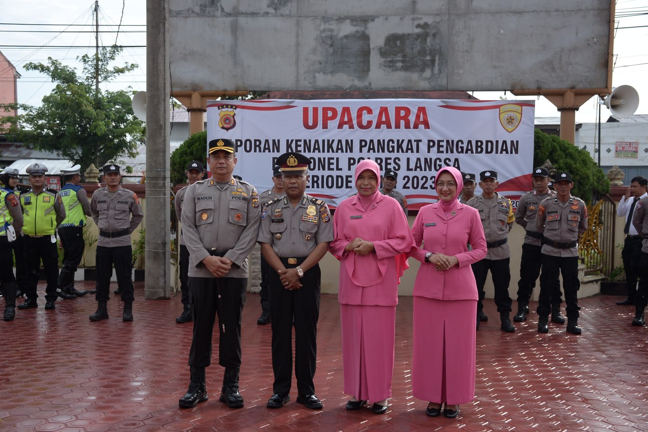 Kapolres Langsa Pimpin Upacara Kenaikan Pangkat Pengabdian