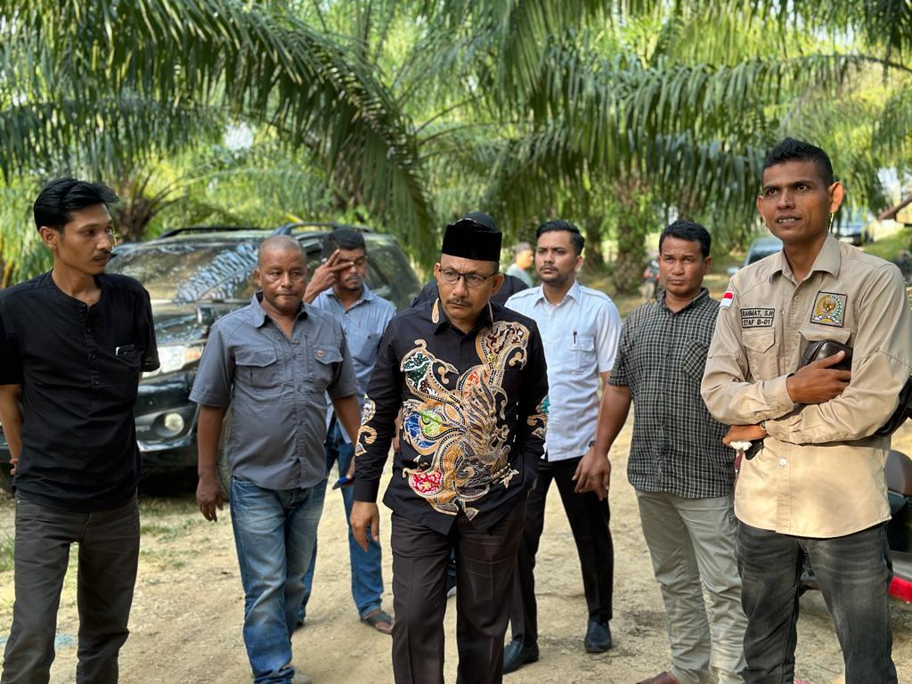 Tindak Lanjuti Laporan Warga, Haji Uma Kunjungi Lokasi Kemunculan Harimau di Aceh Timur