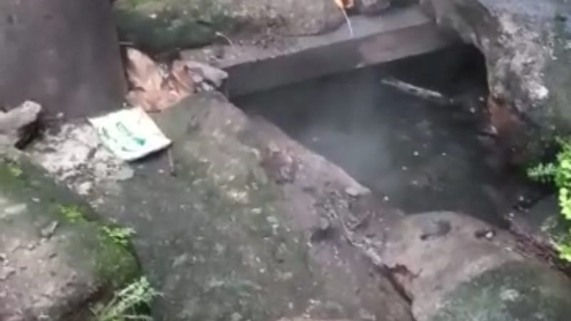 Warga Resah dan Cemas, Tiang Lampu PJU Teraliri Listrik Dan Mengeluarkan Asap Di Kertapati