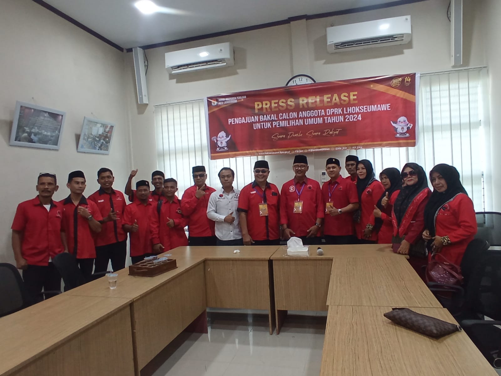 PDI-Perjuangan Lhokseumawe Daftarkan 25 Bacaleg