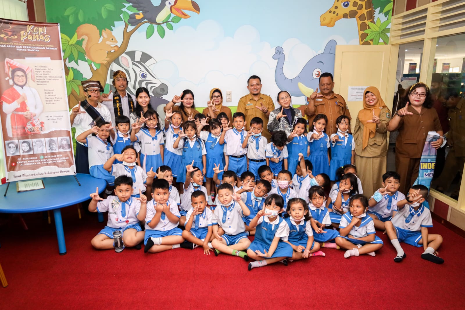 Dinas Arsip dan Perpustakaan Miliki Ruang Audio Visual, dr Susanti Harapkan Anak Muda Bisa Dapat Informasi Sejarah Pematang Siantar
