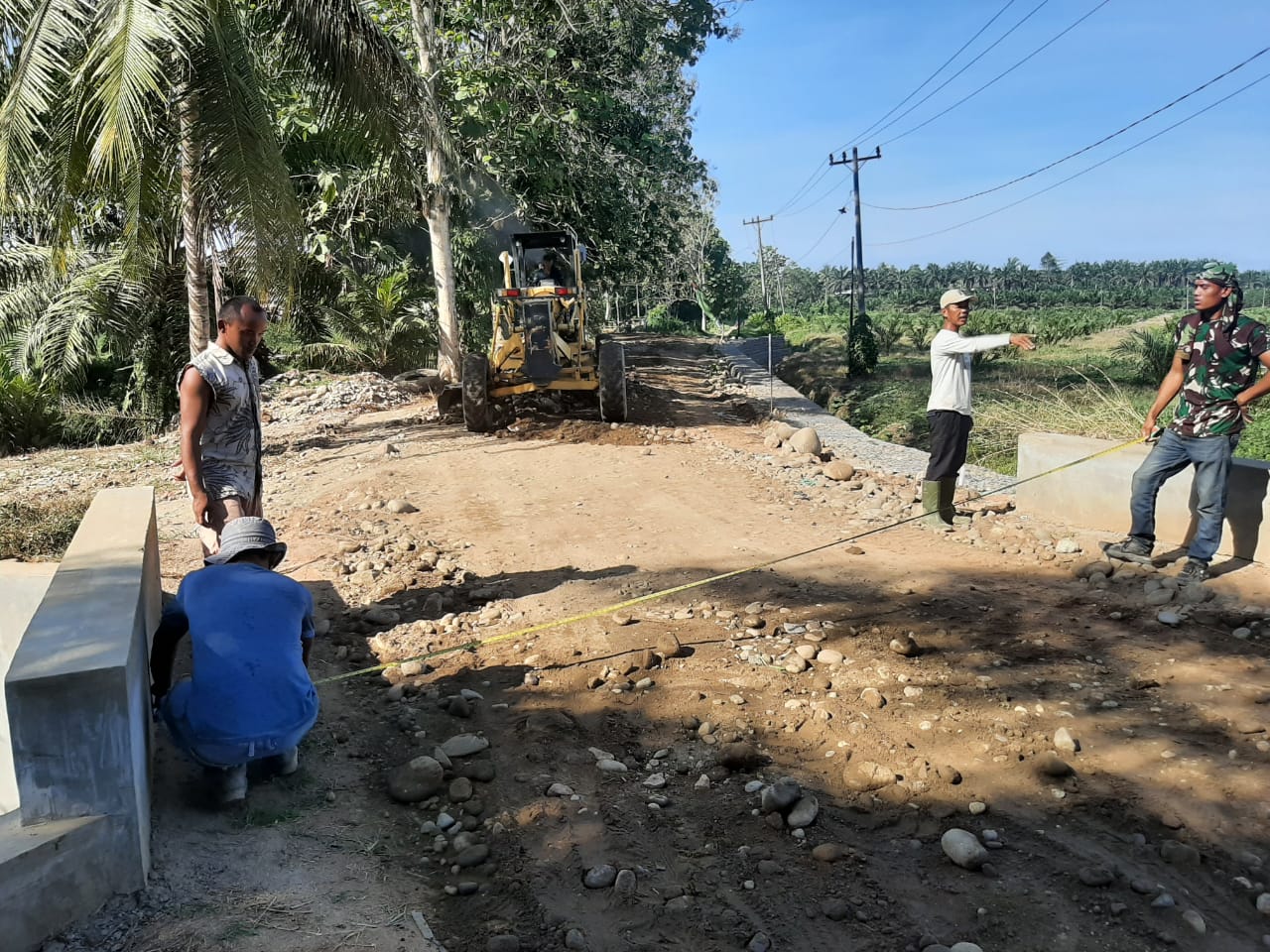 Belum Rampung, Warga Desa Sudah Rasakan Manfaat Pembangunan Jalan TMMD 116 Kodim 0204/Deliserdang