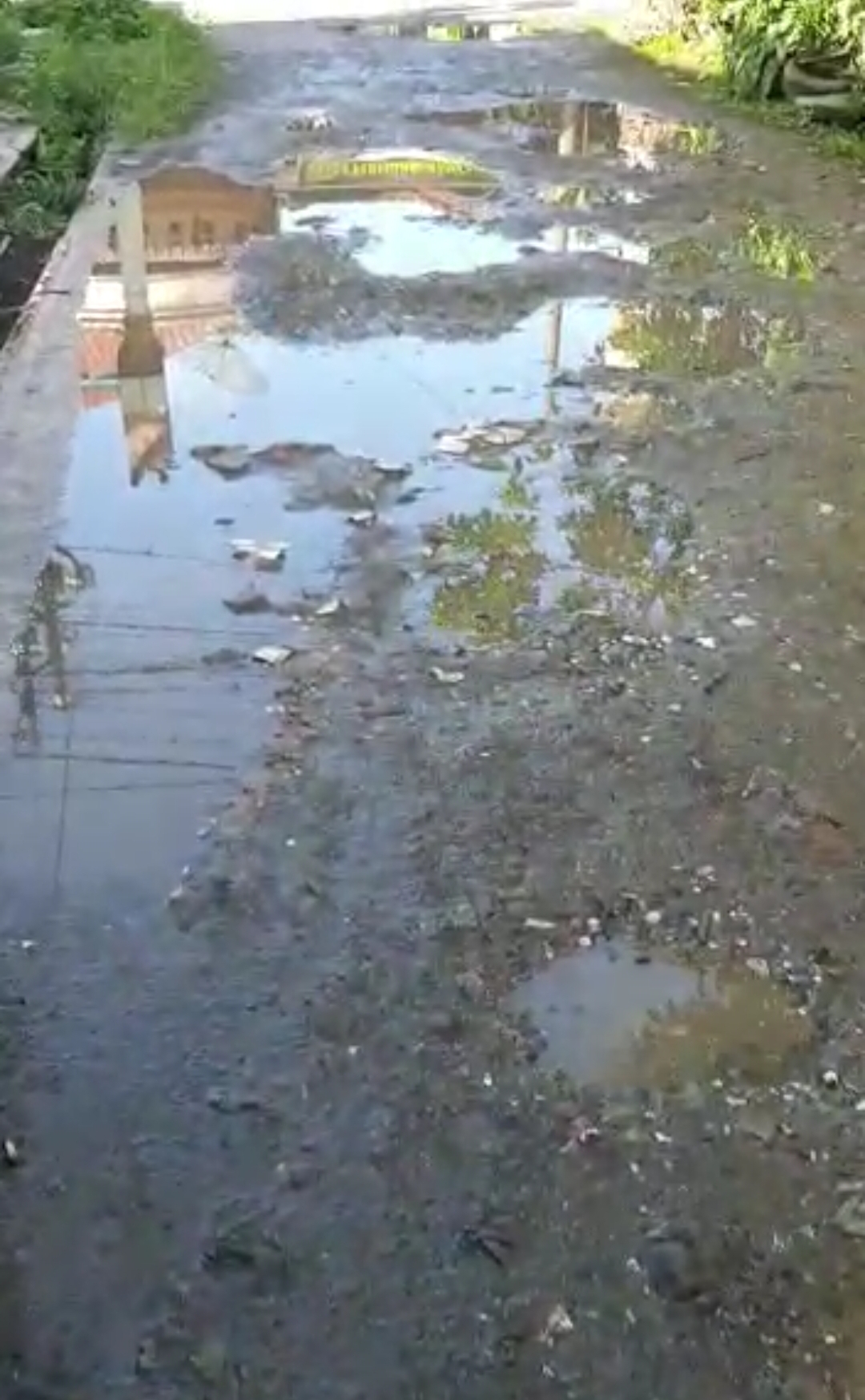 Daniel Pinem Respon Keluhan Warga Jalan Cengkeh Nol Perumnas Simalingkar Terkait Perbaikan Jalan