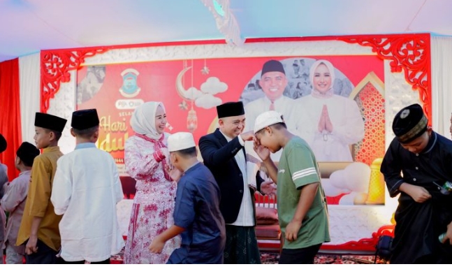 Bang Molen bersama istri Yuk Monica Gelar Halal Bi Halal di kediamannya Rumah Dinas Wali Kota