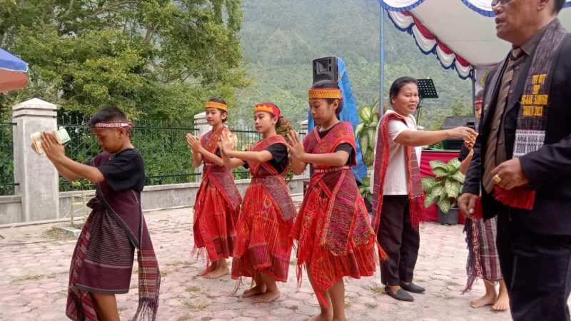 Disdikmudpora Pemkab Samosir Gelar Festival Literasi Batak Toba 