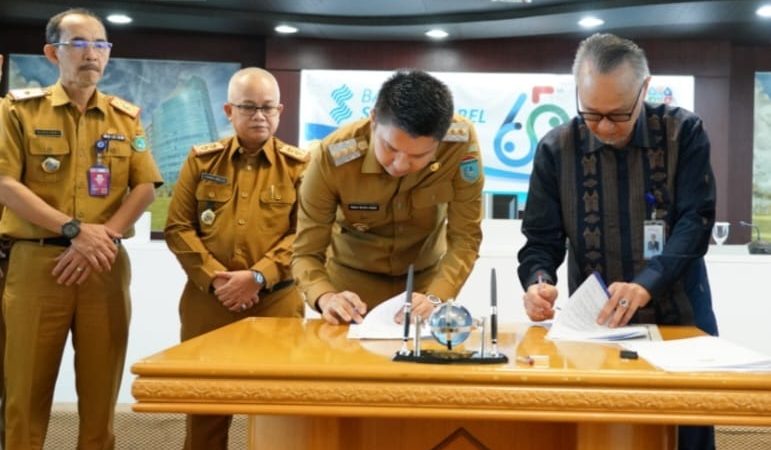 Pemkab Ogan Ilir Dengan Bank Sumsel Babel Menggelar Penanda Tanganan Perjanjian Kredit