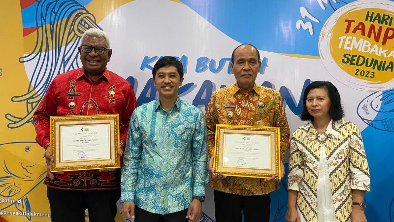 Pemkab Samosir Terima Penghargaan Paramesti dari Menkes RI