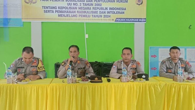 Kapolsek Kejuruan Muda Sosialisasi Luhkum di Desa Sidodadi Aceh Tamiang
