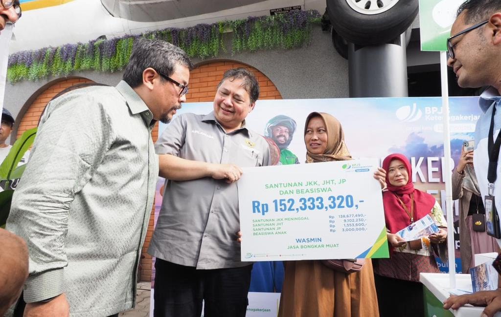 Airlangga ajak masyarakat Gabung Kepesertaan BPJS Ketenagakerjaan