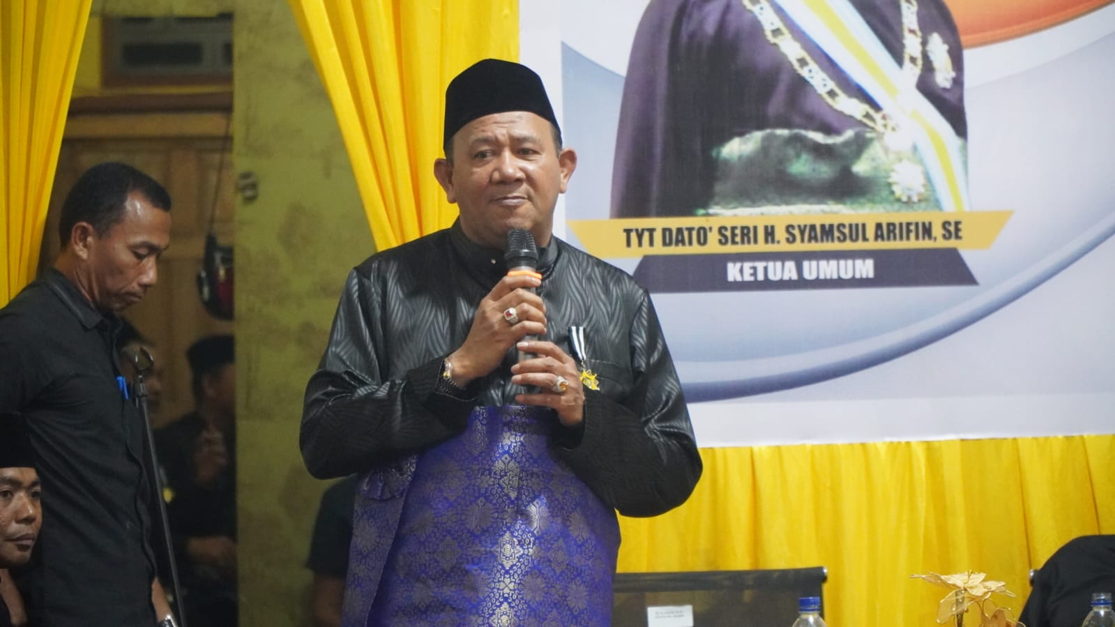 Syah Afandin Terima Penghargaan PB MABMI Atas Pengabdian 20 Tahun