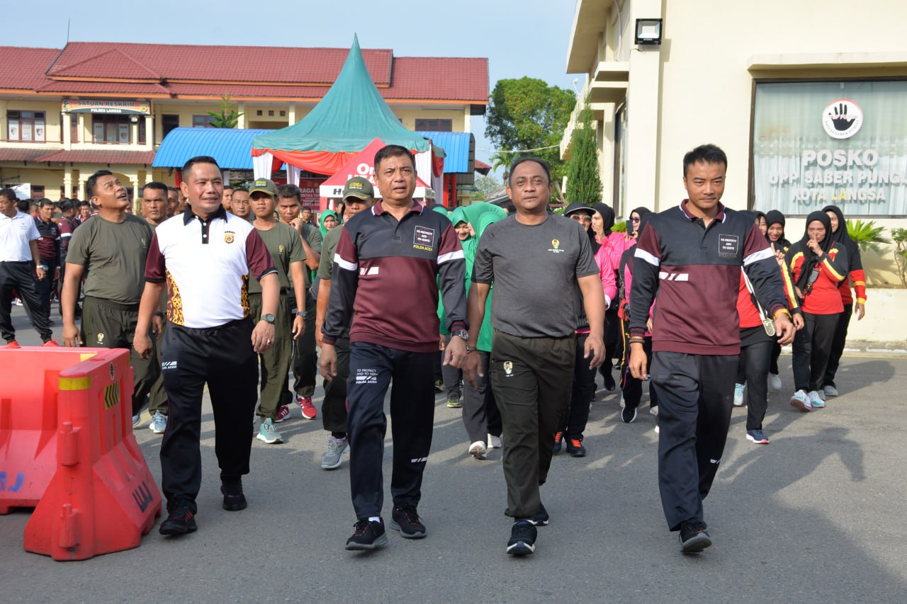 Polres Langsa Laksanakan Olah Raga Sinergitas TNI-Polri Sambut Hari Bhayangkara Ke 77