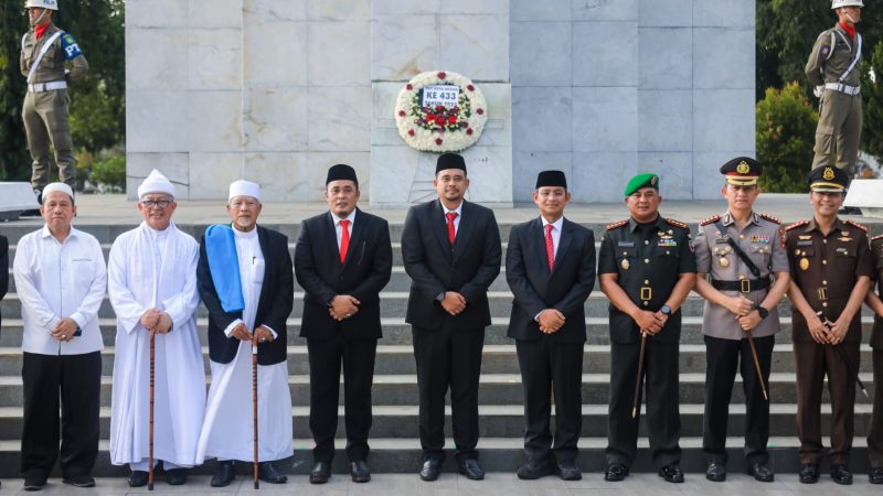 Pimpin Ziarah Ke TMP Jelang HUT Kota Medan ke -433, Ini Pesan Bobby Nasution