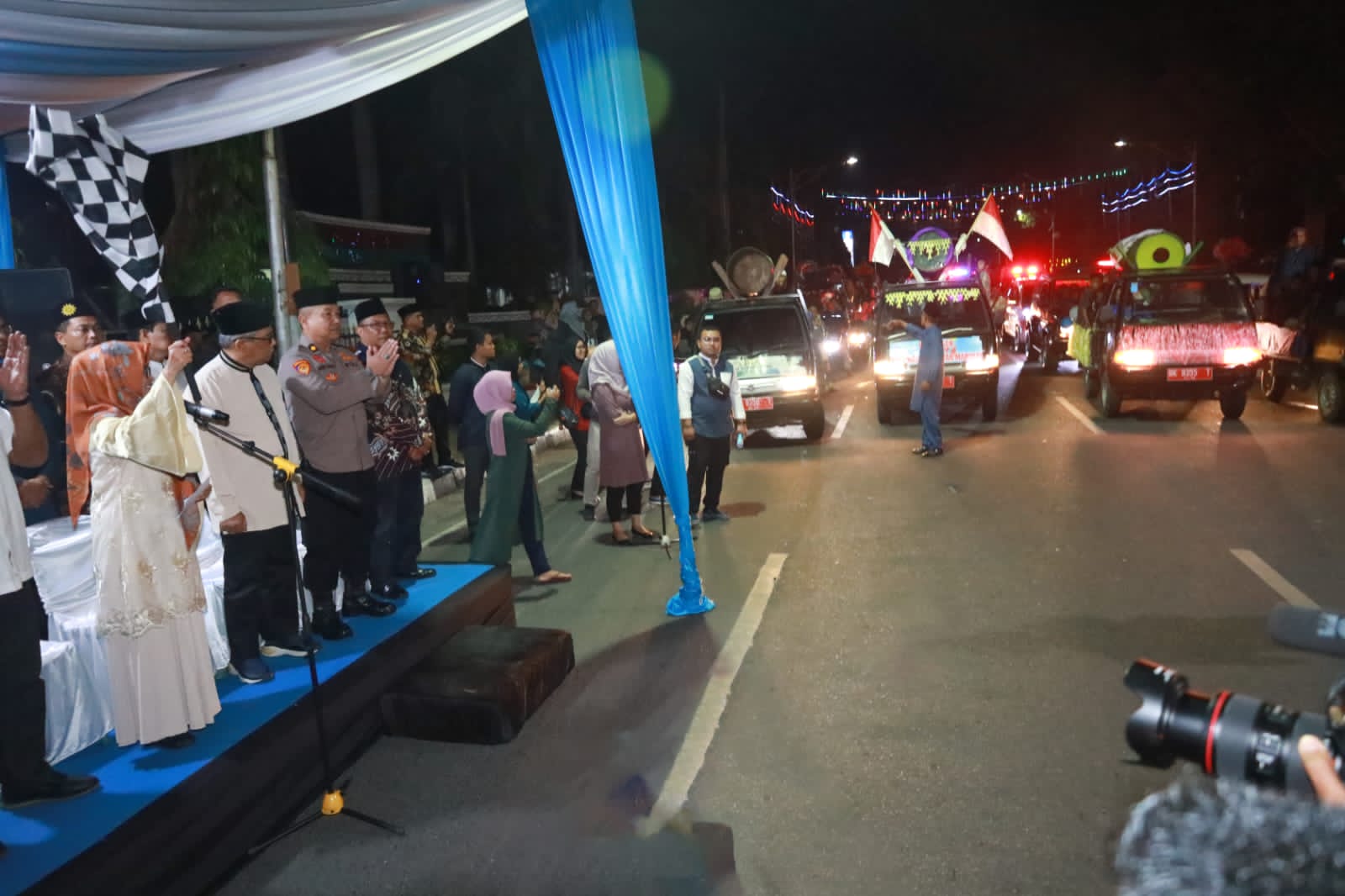 Wali Kota Pematang Siantar Lepas Peserta Takbir Keliling Malam Idul Adha 1444 H/2023 M