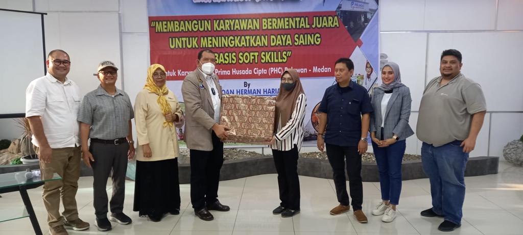 Terus Tingkatkan Kualitas Pelayanan, PT Prima Husada Cipta Medan Gelar Pelatihan Mengembangkan Skill Karyawan