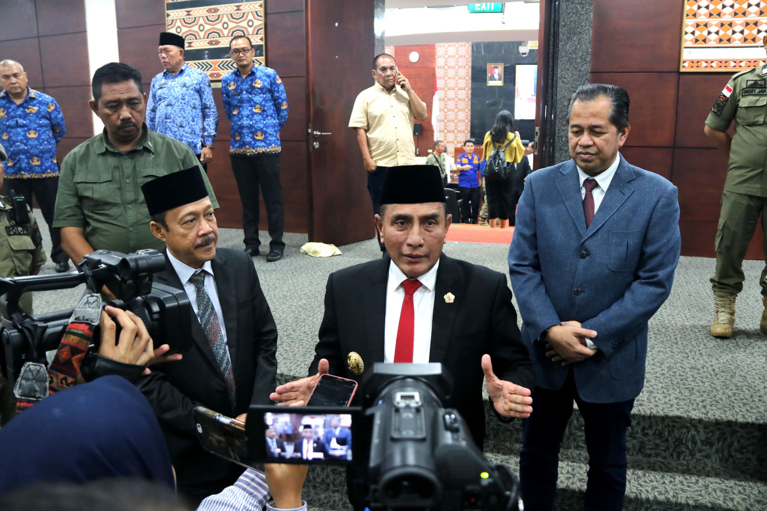 Gubernur Edy Rahmayadi dan DPRD Sumut Tandatangani Keputusan Bersama Ranperda P-APBD 2023
