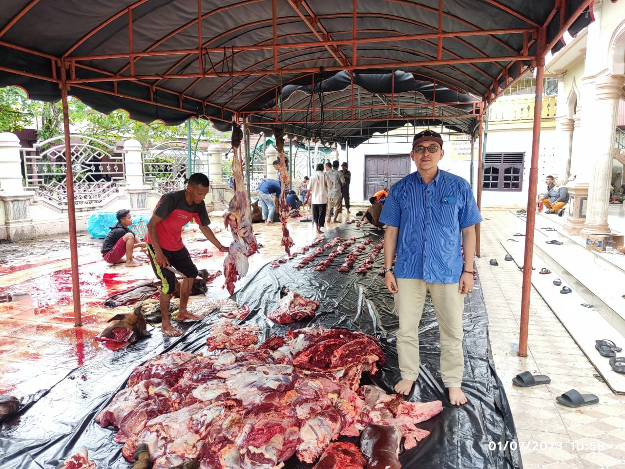 Gampong Daulat Sembelih 7 Ekor Sapi 5 Ekor Kambing