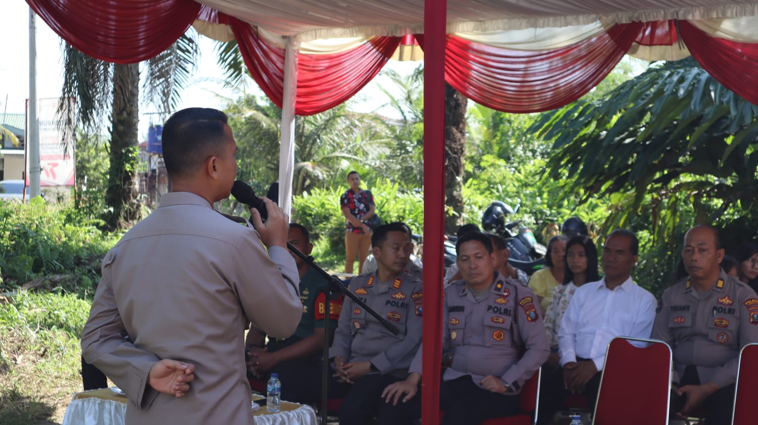 Memperingati HUT Bhayangkara Ke-77, Polres Langkat Polda Sumut Laksanakan Beda Rumah