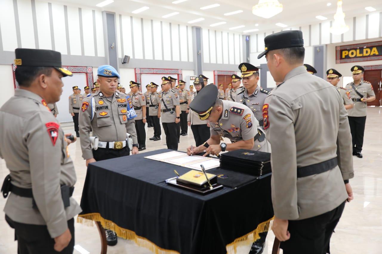 Kapolres Pematang Siantar Laksanakan Sertijab di Polda Sumut
