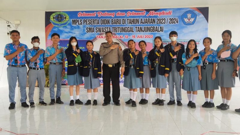 Polres Tanjung Balai Narasumber Dalam Giat Di SMA Swasta Tri Tunggal