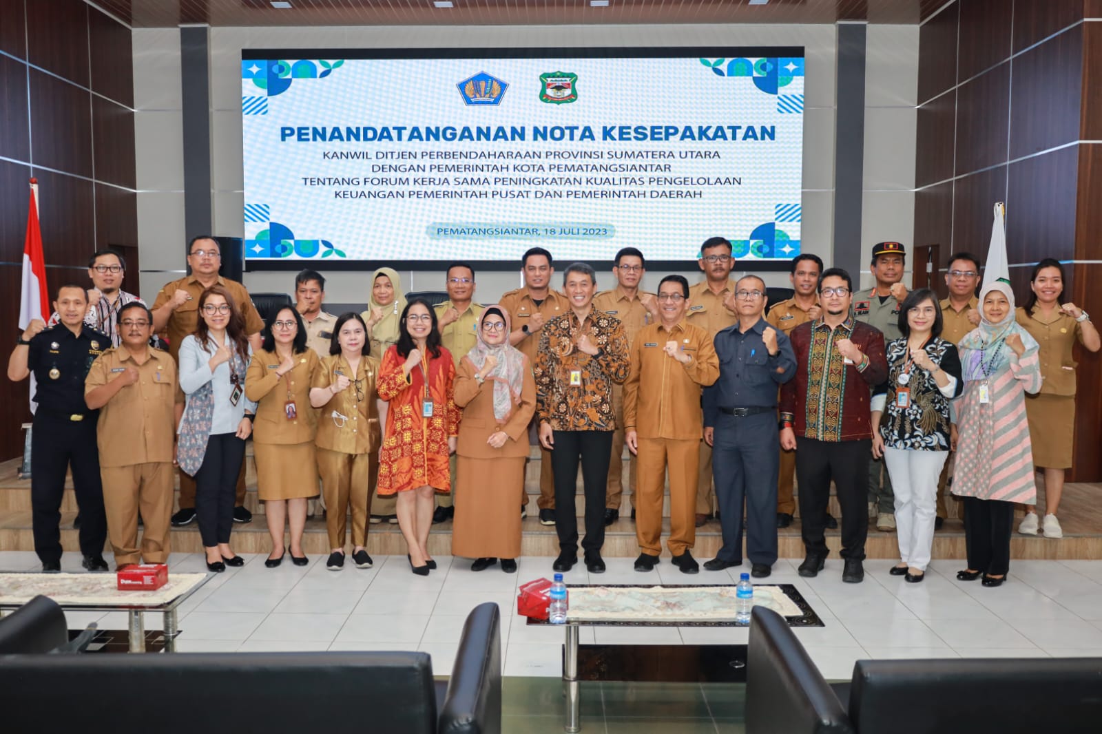 Wali Kota Pematang Siantar Tandatangani Nota Kesepakatan Kerjasama Peningkatan Kualitas Pengelolaan Keuangan Pemerintah Pusat dan Daerah