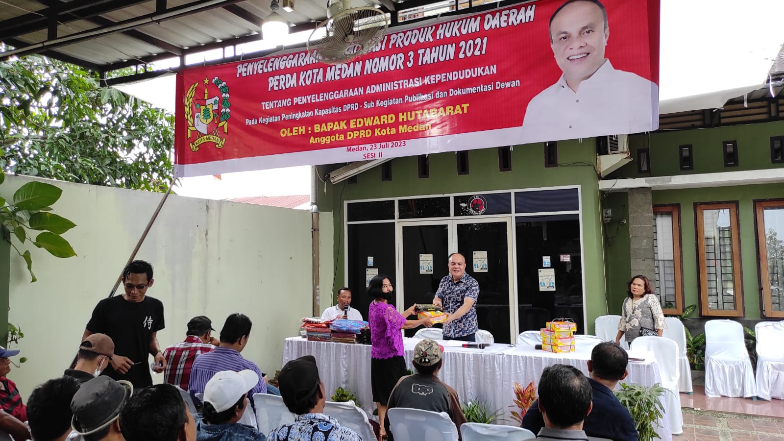 Sesi ke 2, Edward Hutabarat Kembali Laksanakan Sosperda  Nomor 3 Tahun 2021 Tentang Penyelenggaraan Adminduk
