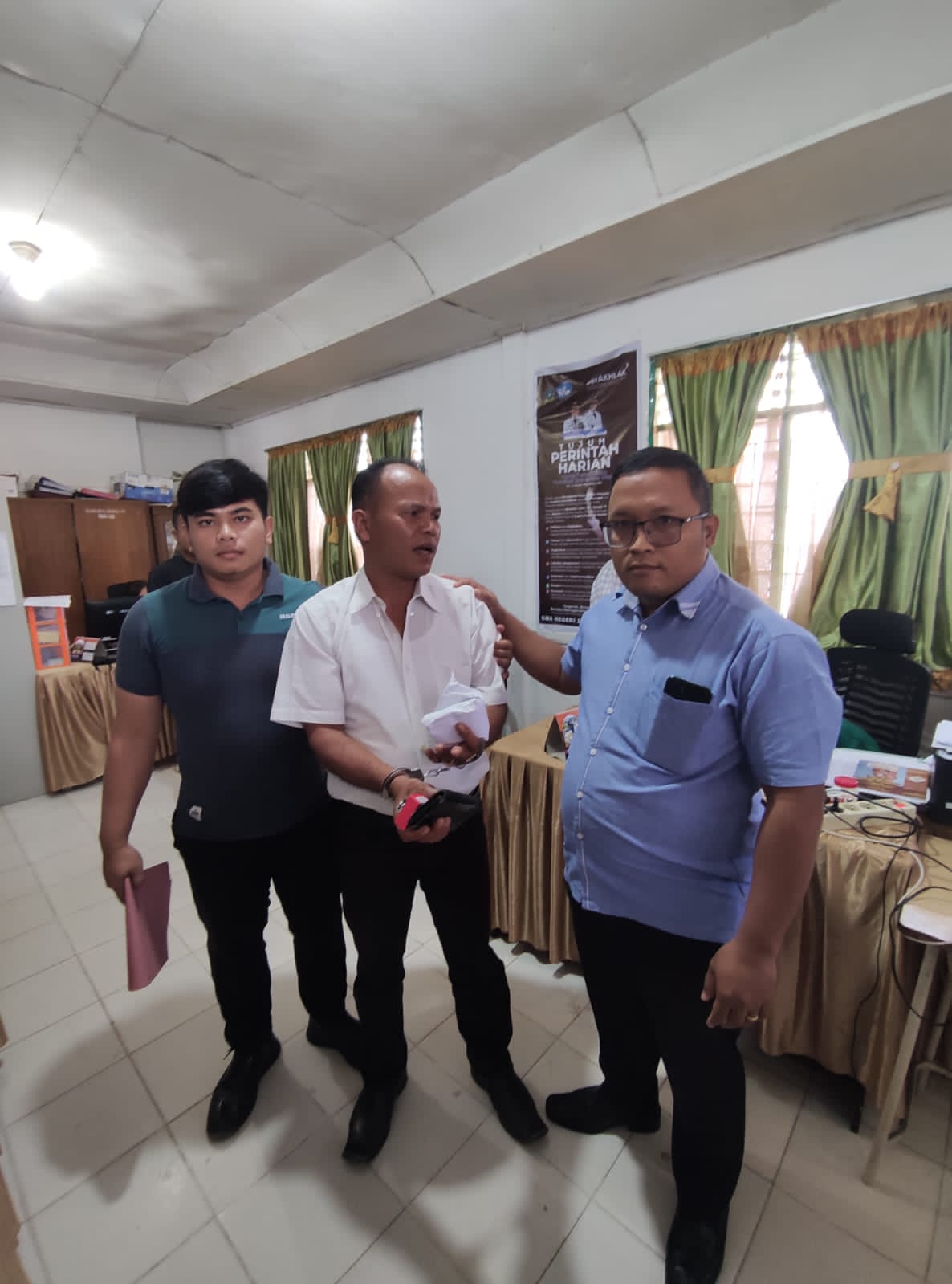 Kejari Taput OTT Oknum LSM Yang Melakukan Pemerasan Terhadap Kepala Sekolah