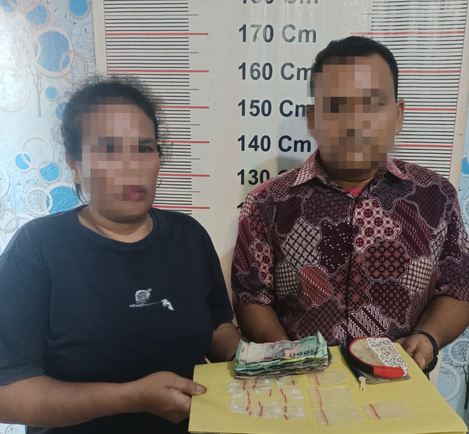 Jual Sabu – sabu Seorang Ibu Rumah Tangga Bersama Teman Prianya di Ringkus Polisi