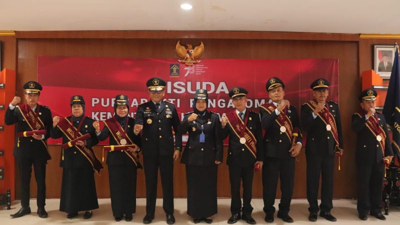 Wisuda Purnabakti Pengayoman, Tonny Nainggolan Kukuhkan 7 Purna Pegawai Lapas Kelas I Cipinang