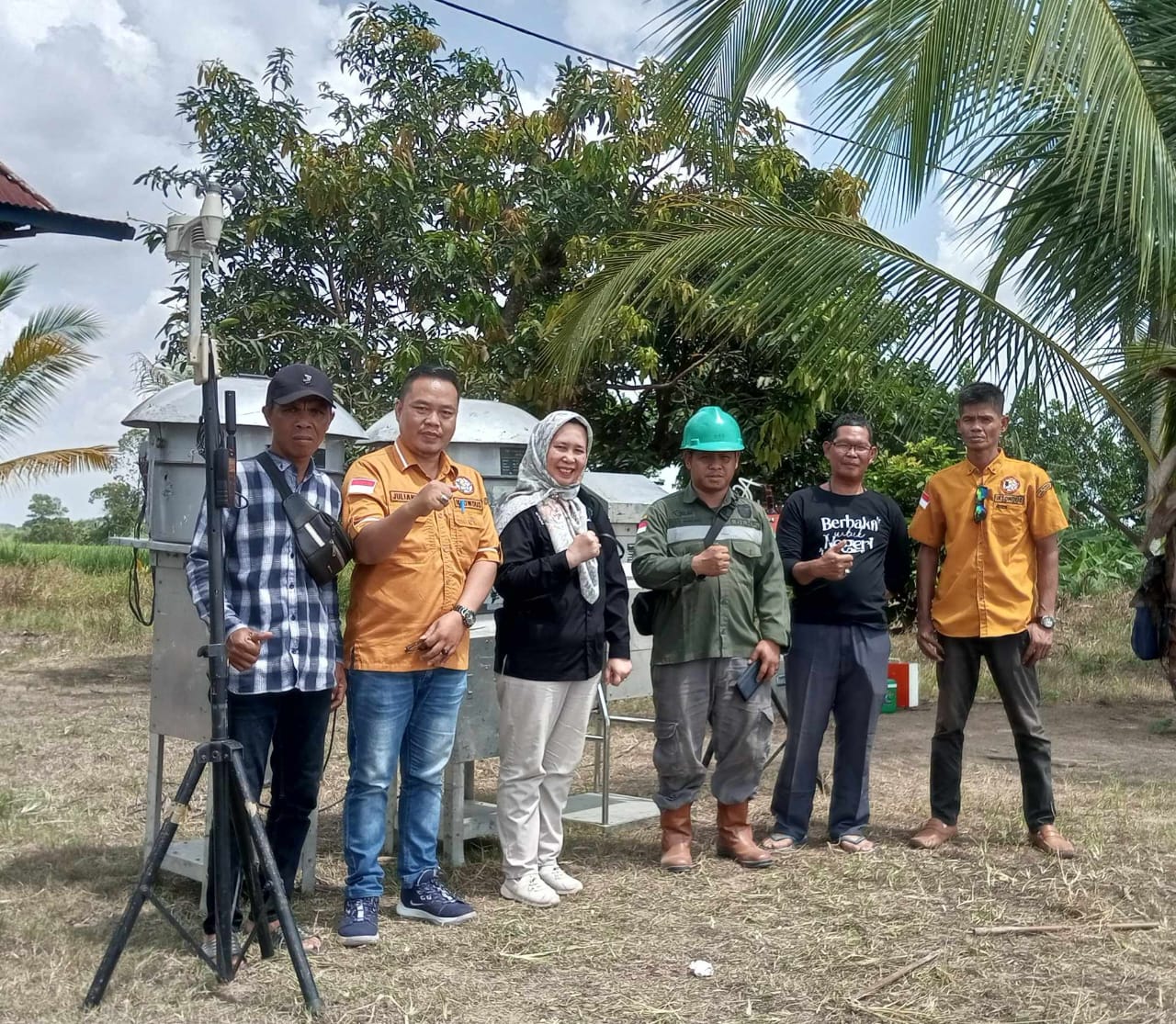 Aksi Unjuk Rasa Warga Selat Punai Di Tindak Lanjuti, Dinas DLHP Sumsel Turun Kelapangan Lakukan Pengecekan